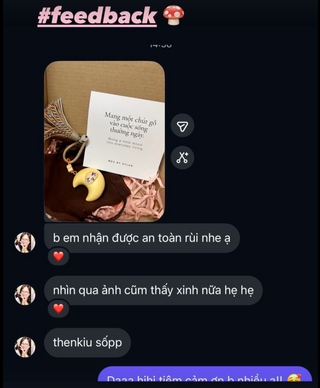 Mộc community moment