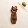 Mộc Lucky Cat – Lược Gỗ Tử Đàn Khắc Mèo May Mắn (Purple Sandalwood Lucky Cat Comb)