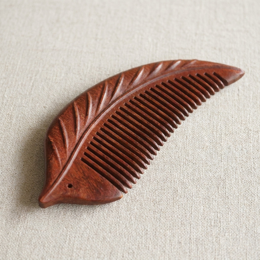 Mộc Maple – Lược Gỗ Lá Phong Khắc Thủ Công | Maple Leaf Wooden Comb