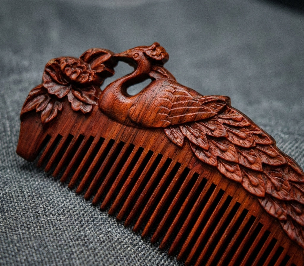 Mộc Peacock - Lược Gỗ Tử Đàn Khắc Công – Purple Sandalwood Peacock Comb